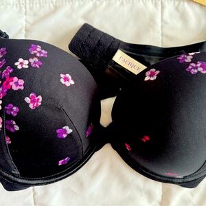 Cacique Black Floral Bra